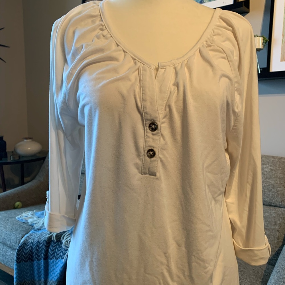 TART Cream 3/4 Sleeve Button Top
